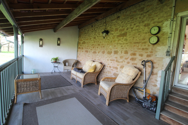 French property for sale in Pressac, Vienne - €599,000 - photo 9
