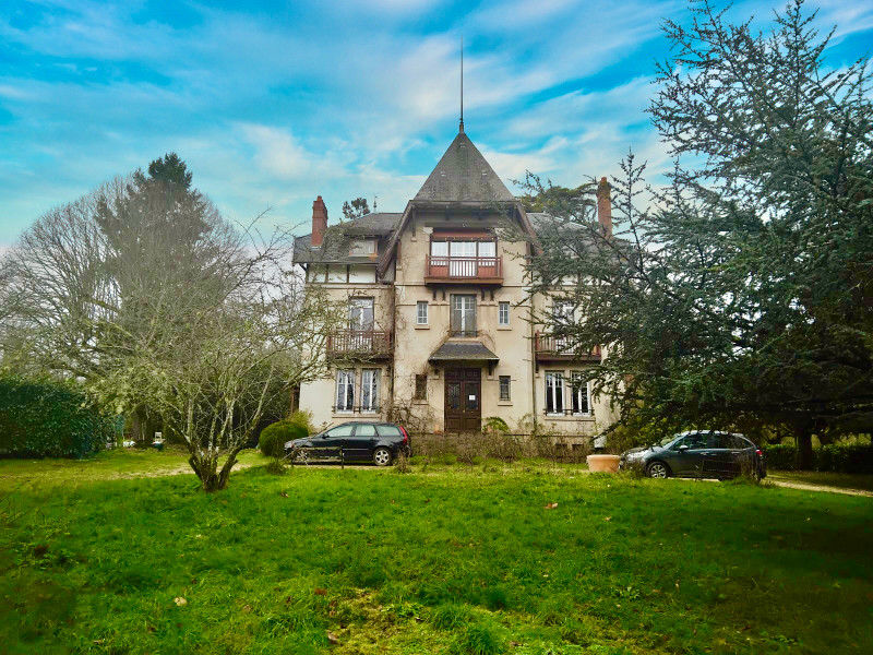 Maison à vendre à Saint-Yrieix-sous-Aixe, Haute-Vienne - 636 000 € - photo 1