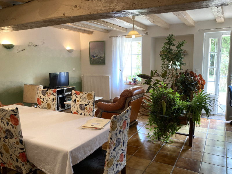 French property for sale in Payroux, Vienne - €202,499 - photo 4