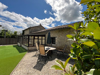 Maison à vendre à Grassac, Charente - 299.600 € - photo 2
