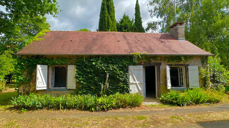 Maison à vendre à Journet, Vienne - 66.600 € - photo 1