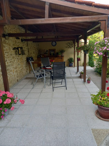 French property for sale in Terres-de-Haute-Charente, Charente - €267,500 - photo 6