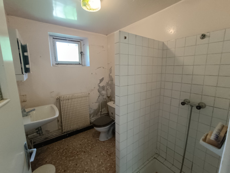 French property for sale in Auzances, Creuse - €99,000 - photo 7