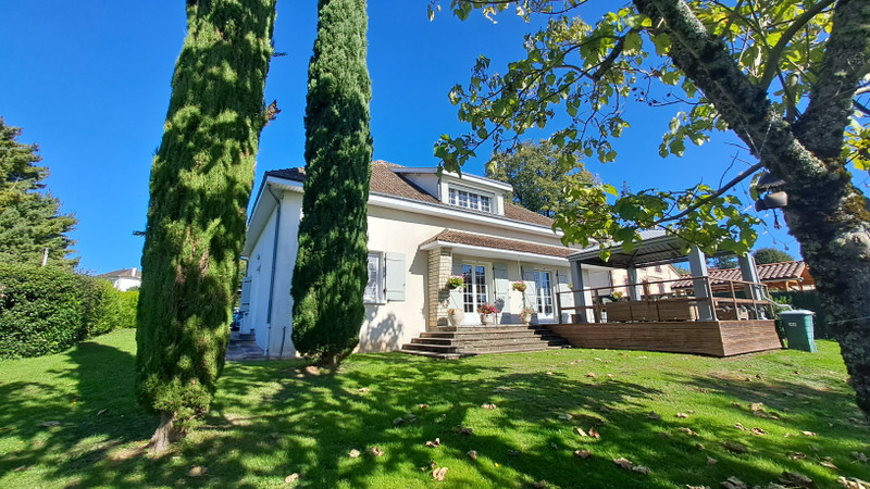 French property for sale in Saint-Mathieu, Haute-Vienne - €194,400 - photo 1