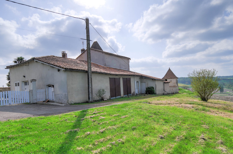 French property for sale in Brie-sous-Chalais, Charente - &#8364;310,000 - photo 6