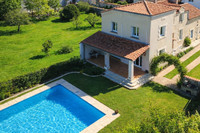 Propriété à vendre à Puyréaux, Charente - 299 000 € - photo n°1