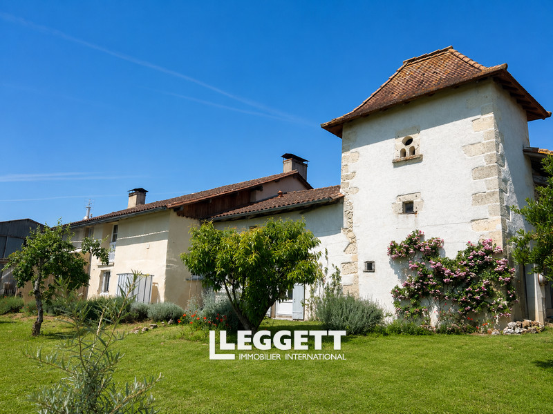 Maison 7 pièce(s), LES ESSARDS