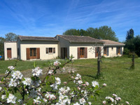 Maison à vendre à Bonneville-et-Saint-Avit-de-Fumadières, Dordogne - 299.000 € - photo 1