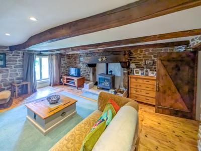 French property for sale in Guiscriff, Morbihan - €130,000 - photo 6