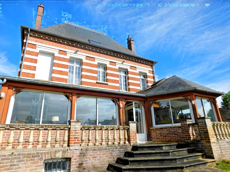 French property for sale in Molliens-Dreuil, Somme - €397,500 - photo 1