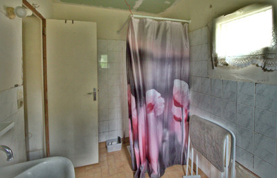 French property for sale in Cerisy-la-Forêt, Manche - €77,000 - photo 7