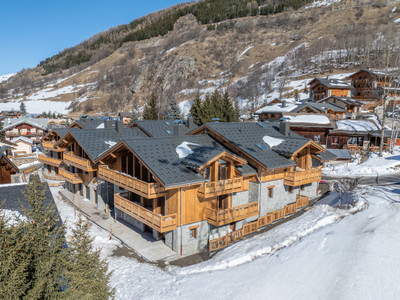 SOLD BY LEGGETT IMMOBILIER Unique to the market, a prestigious new build ski in-ski out chalet 