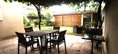 French property for sale in Vedène, Vaucluse - €352,500 - photo 9