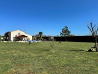 Maison à vendre à Bréville, Charente - 299.600 € - photo 14