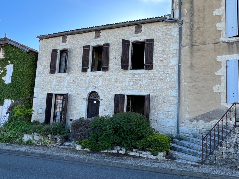 Maison à vendre à Villeneuve-de-Duras, Lot-et-Garonne - 99 000 € - photo 1