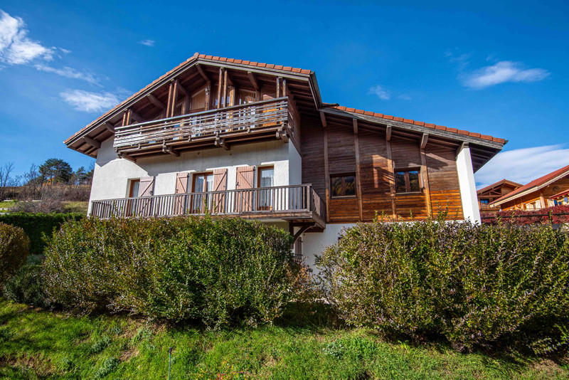 Ski property for sale in La Plagne - €785,000 - photo 0