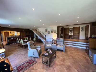 French property for sale in Cotignac, Var - €945,000 - photo 3