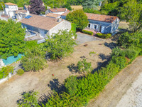 Maison à vendre à Brie, Charente - 276.000 € - photo 1