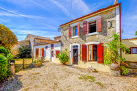Maison à vendre à Coivert, Charente-Maritime - 99.999 € - photo 1
