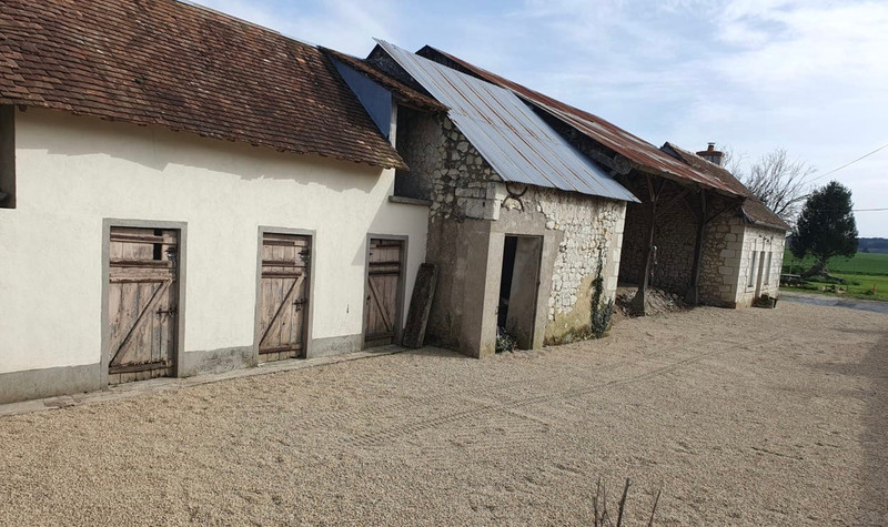 French property for sale in Courléon, Maine-et-Loire - €136,250 - photo 2