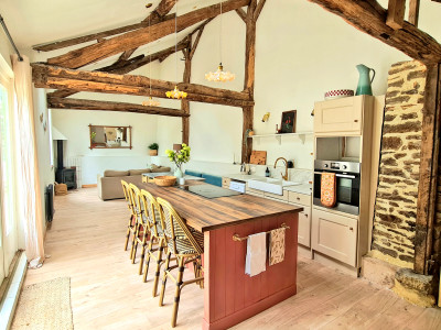French property for sale in Couesmes-Vaucé, Mayenne - €188,000 - photo 1