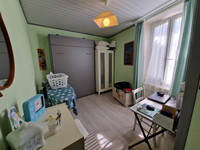 Maison à vendre à Chabanais, Charente - 109.000 € - photo 13