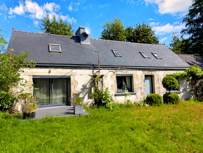 Propriété à vendre à Lohuec, Côtes-d'Armor - 162 000 €