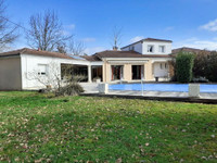 Maison à vendre à Tonneins, Lot-et-Garonne - 392.200 € - photo 1