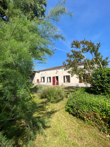 Maison à vendre à Saint-Philippe-du-Seignal, Gironde, Aquitaine, avec Leggett Immobilier
