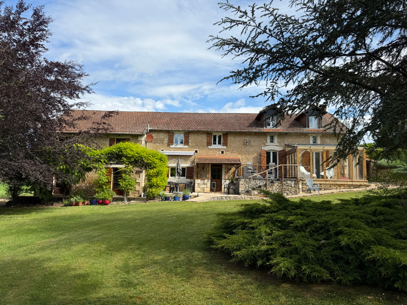 French property for sale in Négrondes, Dordogne - €445,000 - photo 0