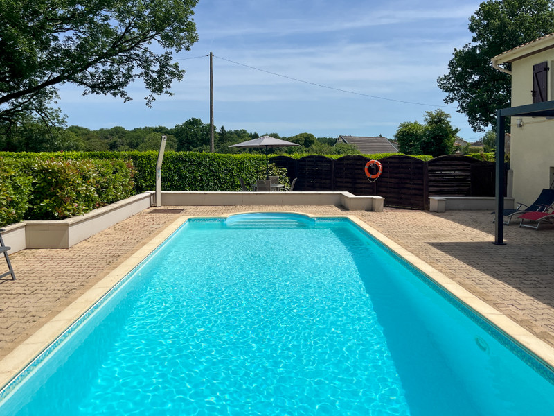 French property for sale in Saint-Pierre-d'Exideuil, Vienne - €329,500 - photo 1