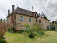 French property, houses and homes for sale in Laroquebrou Cantal Auvergne