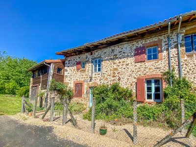 French property for sale in Vayres, Haute-Vienne - €89,500 - photo 2