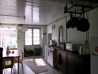 Maison à vendre à Availles-Limouzine, Vienne - 46.900 € - photo 3