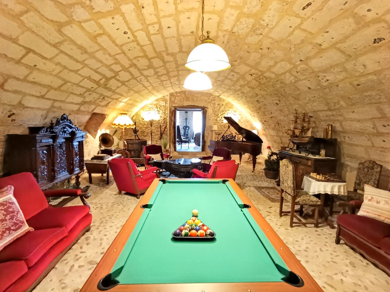 French property for sale in Saint-Crépin-d'Auberoche, Dordogne - €505,000 - photo 2