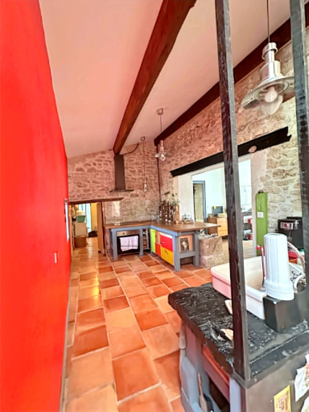 French property for sale in Saint-Yzans-de-Médoc, Gironde - €318,000 - photo 4