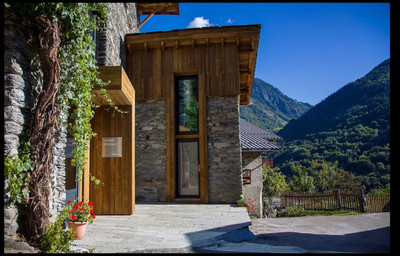 Stylish 5 bedroom chalet in the heart of the Upper Tarentaise 