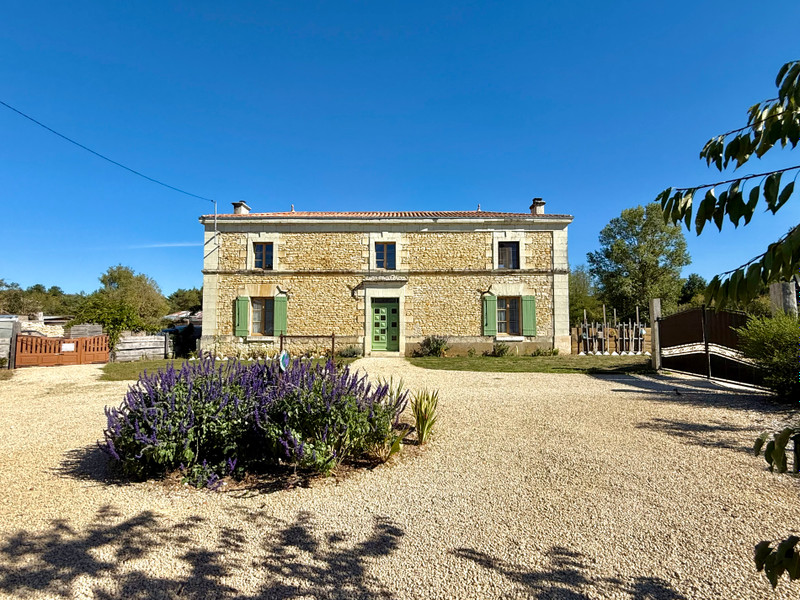 French property for sale in Verrue, Vienne - €233,000 - photo 1