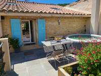 Propriété à vendre à Lédenon, Gard - 349 000 € - photo n°1