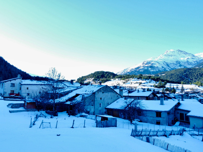 Ski property for sale in Maurienne Valley - €225,806 - photo 1