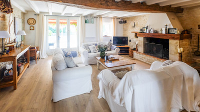 French property for sale in Saint-Martial, Charente-Maritime - €266,400 - photo 1