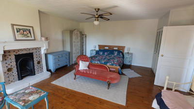 French property for sale in Coivert, Charente-Maritime - €199,800 - photo 4