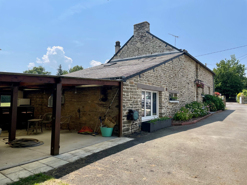 French property for sale in Peillac, Morbihan - &#8364;414,000 - photo 6