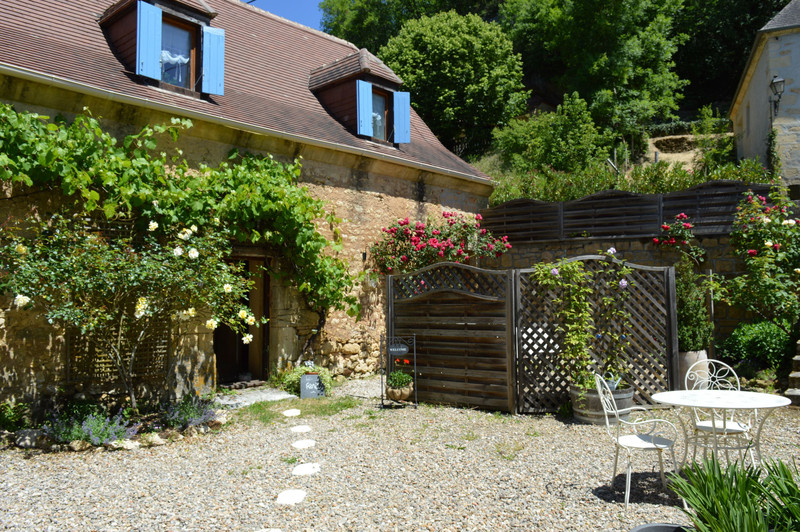 French property for sale in Les Eyzies-de-Tayac-Sireuil, Dordogne - &#8364;527,880 - photo 4