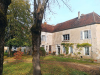 houses and homes for sale inVermentonYonne Burgundy