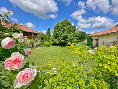 French property for sale in Verteillac, Dordogne - €636,000 - photo 9