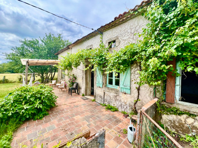 French property for sale in Bussière-Badil, Dordogne - €79,000 - photo 1