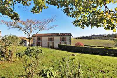 Maison à vendre à Vendoire, Dordogne, Aquitaine, avec Leggett Immobilier