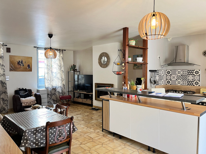 French property for sale in Montréjeau, Haute-Garonne - €200,000 - photo 1