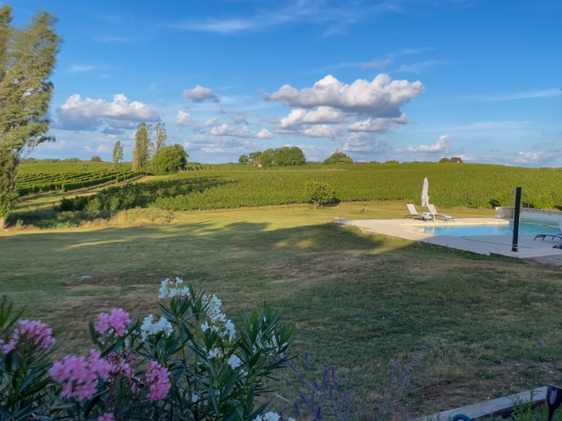 French property for sale in Eymet, Dordogne - €577,000 - photo 2